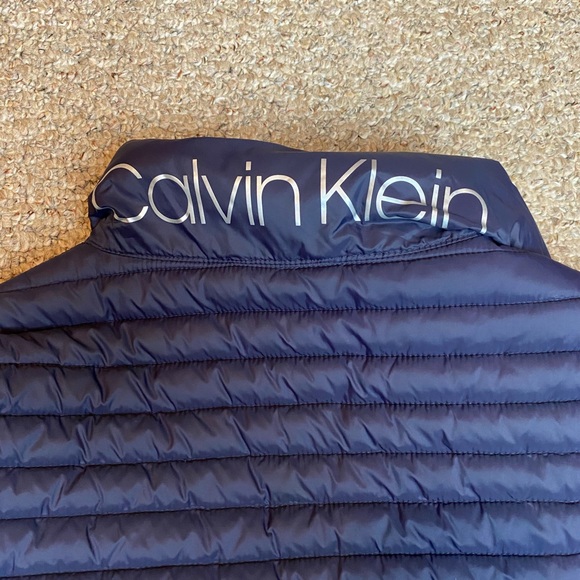 Calvin Klein winter jacket - Picture 2 of 4